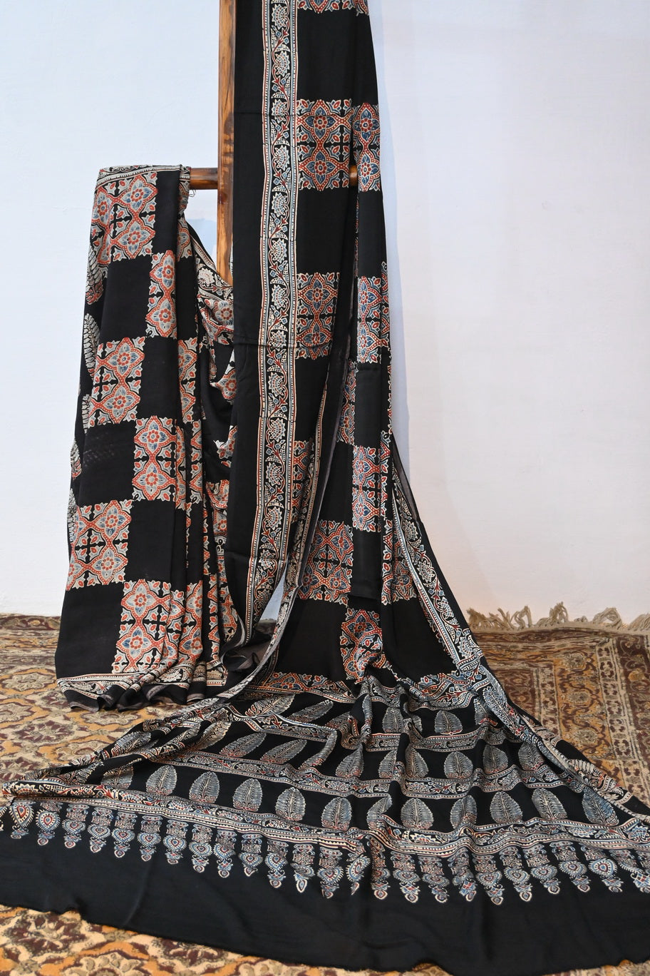 AJRAKH SQUARE BLOCK SAREE - Weave Sutra