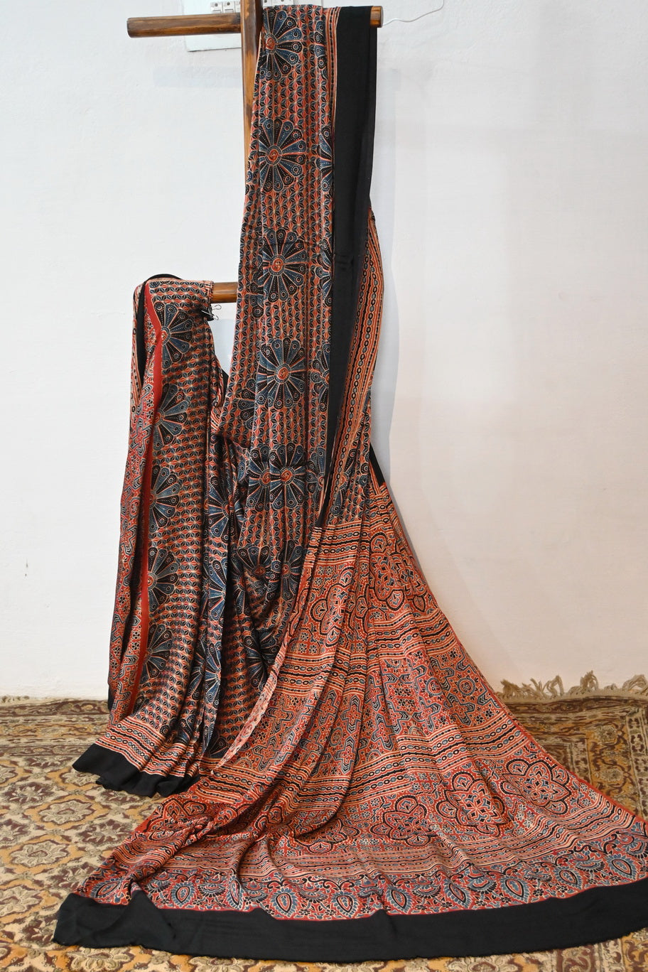 RED AND INDIGO AJRAKH SAREE - Weave Sutra