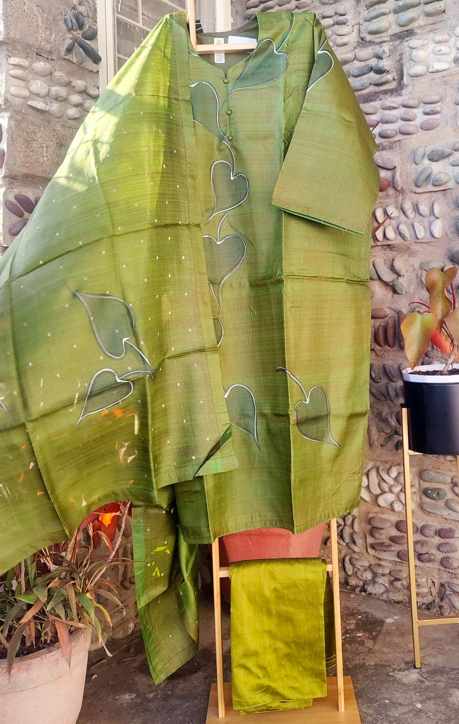 HAND PAINTED TUSSAR SILK SUIT FABRIC SET - Weave Sutra