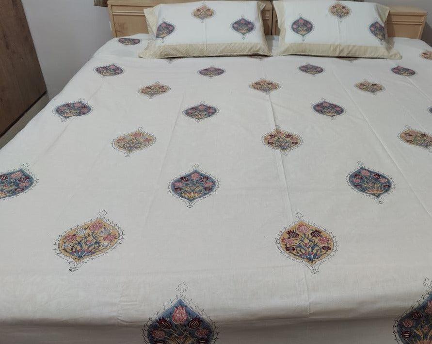 PEEPAL MOTIFS BED SHEET - Weave Sutra