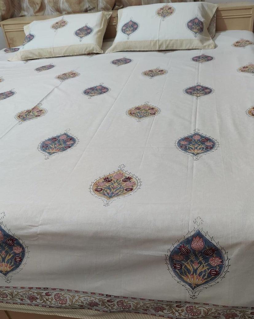 PEEPAL MOTIFS BED SHEET - Weave Sutra