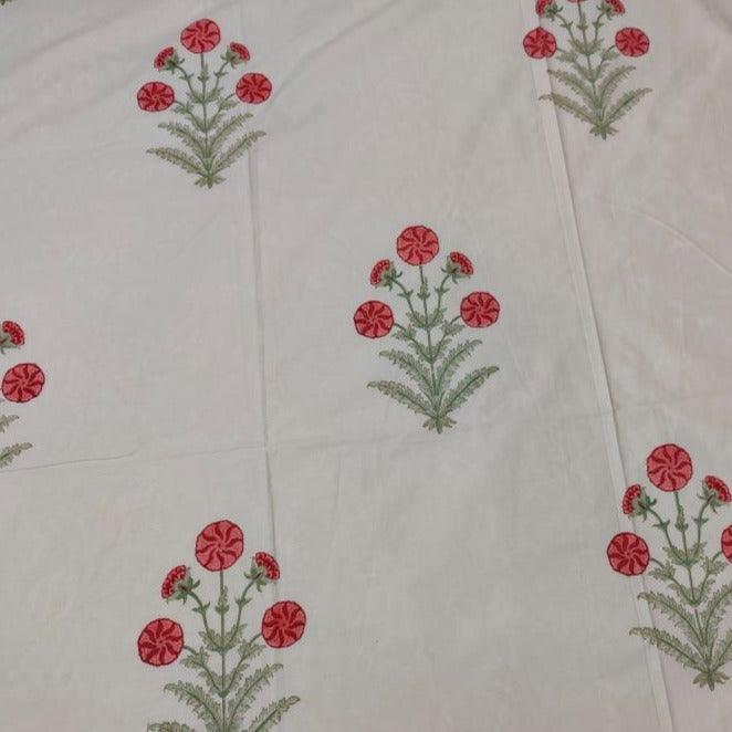 RED ROSE BUNCH BED SHEET - Weave Sutra